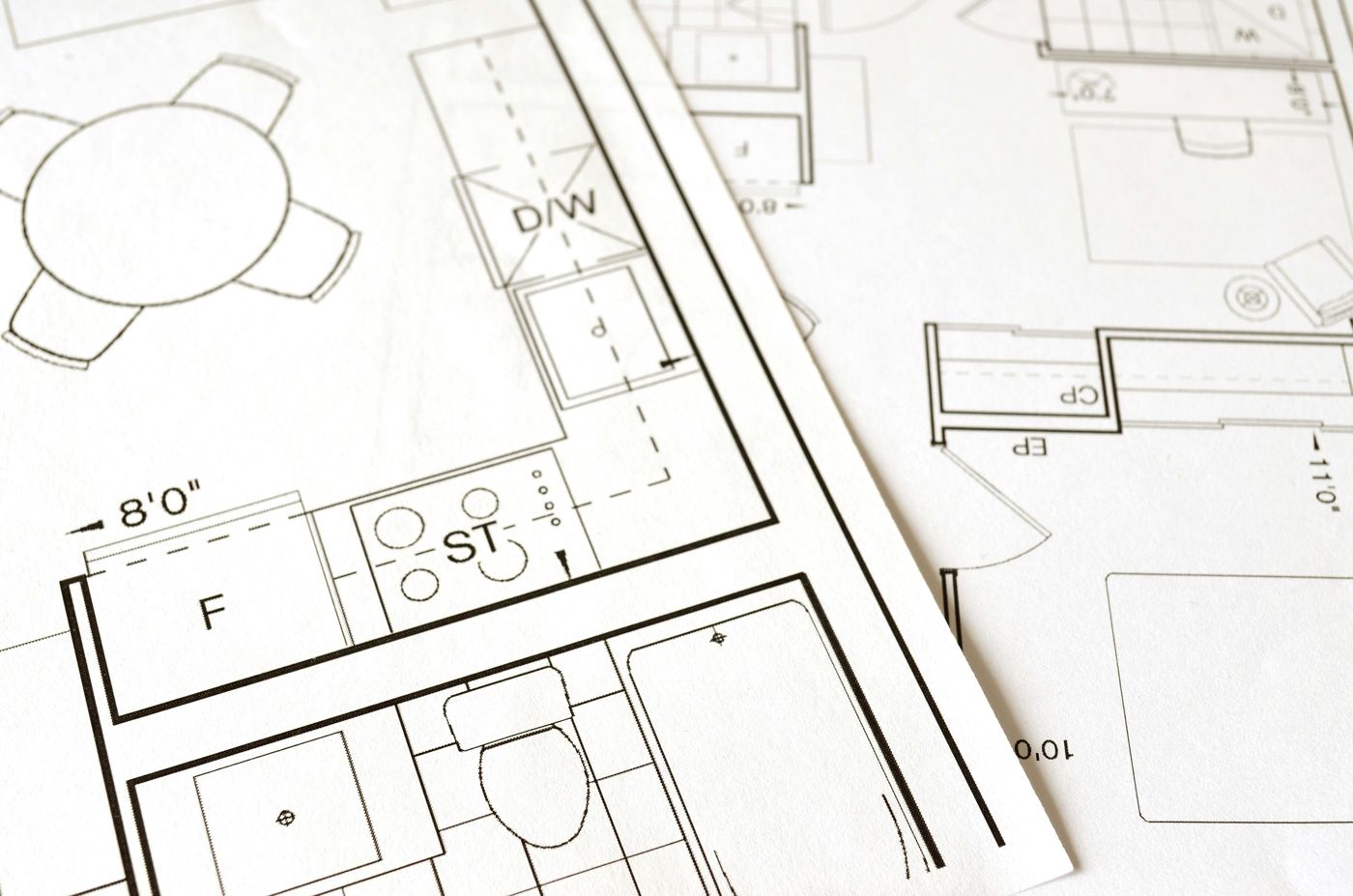 Ingenieur bei der Planung eines Bauprojekts